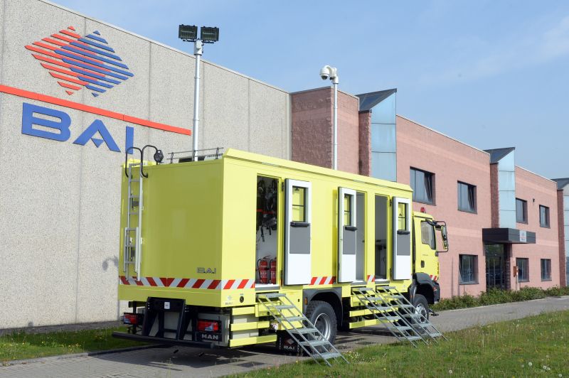 VCC 18 S - command control